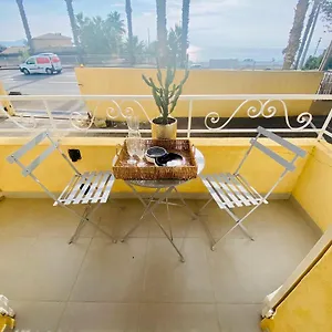 Vue Emplacement Exceptionnel Avec Parking Appartement La Ciotat